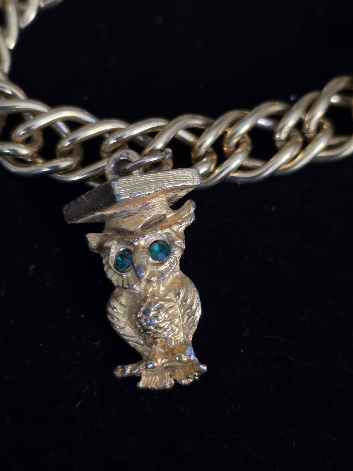 Vintage 80’s Goldtone Charm Bracelet 6 3/4 In