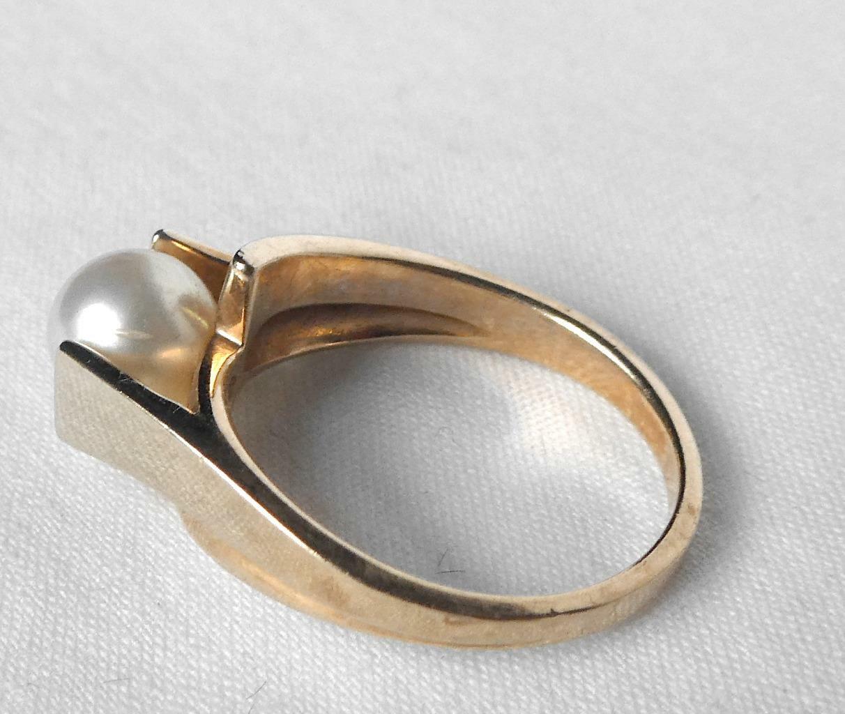 Vintage 10K Gold Modernist Tension Set 5MM Akoya Pearl Bypass Solitaire Ring Sz6