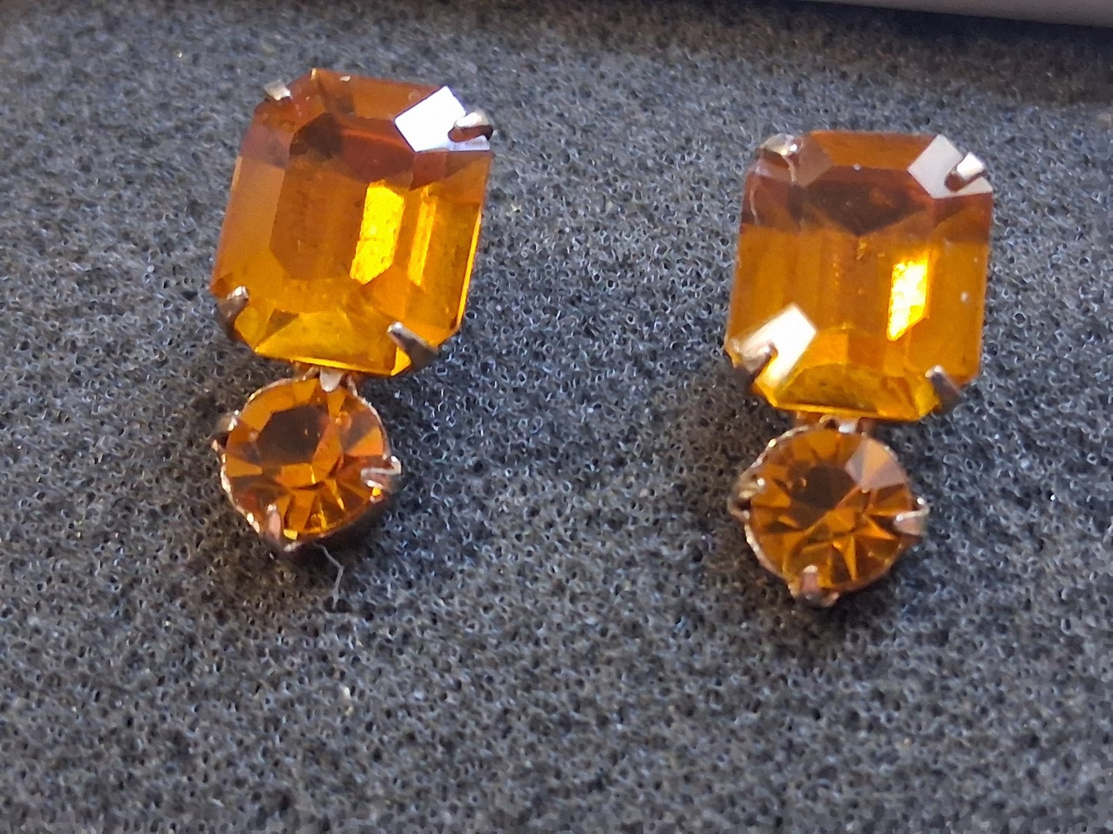 Vintage golden yellow amber color glass emerald & round cut screwback earrings