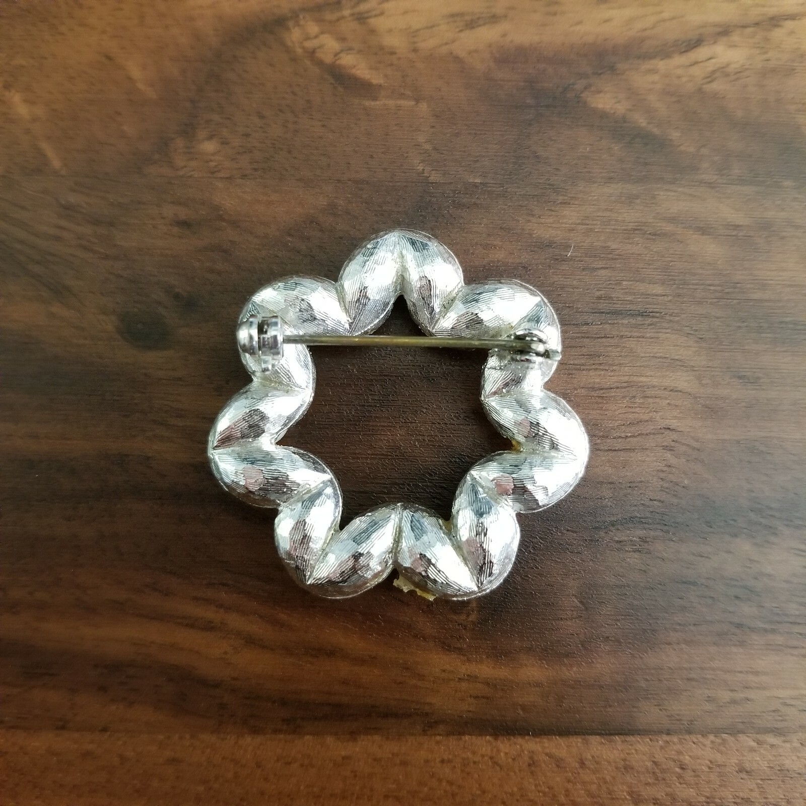 Vintage Silver Tone Circle of Faux Pearls & Rhinestones Brooch Pin 1.53″
