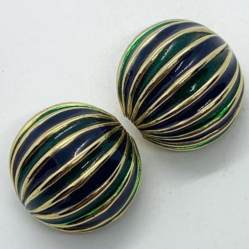 VTG EARRINGS MELON ENAMEL GAY BOYER LARGE DOME GREEN BLACK SHINY MINTY CLIP