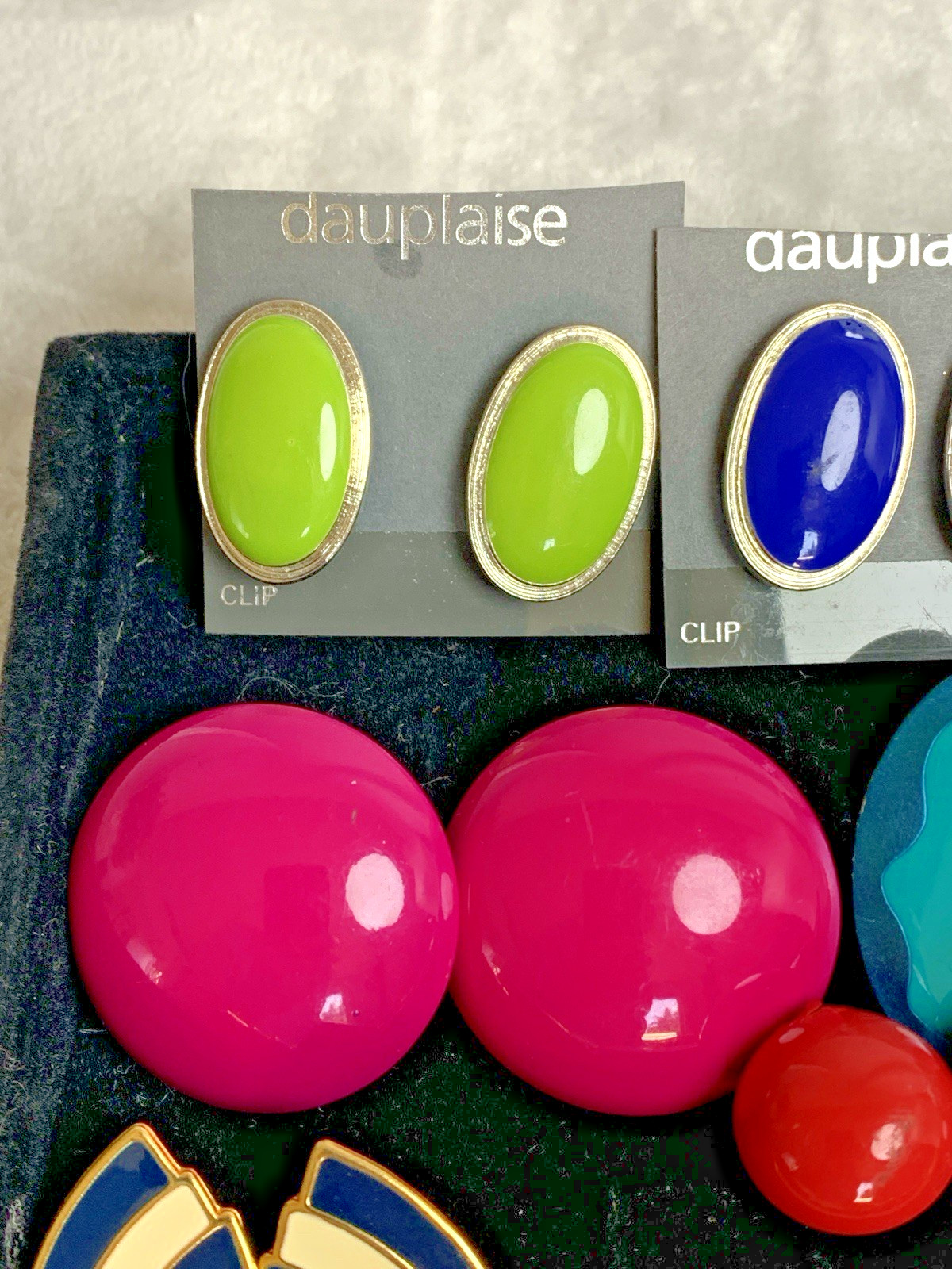 Vintage Mod Pop Art Clip-On Earrings Lot 60s 70s 80s Colorful 17pc Dauplaise