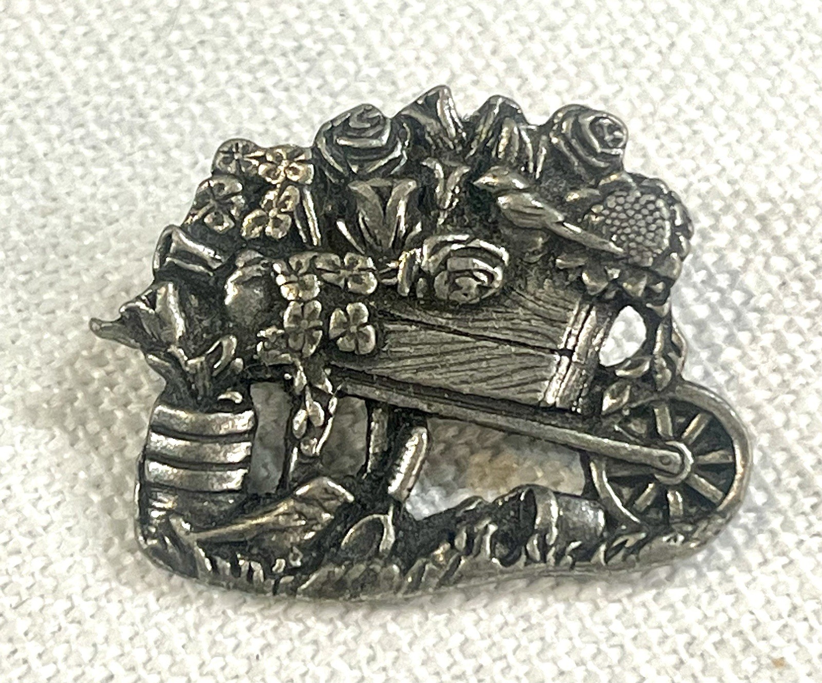 Vintage 2001 Birds & Blooms Limited Edition Pewter Garden Wheelbarrow Brooch Pin