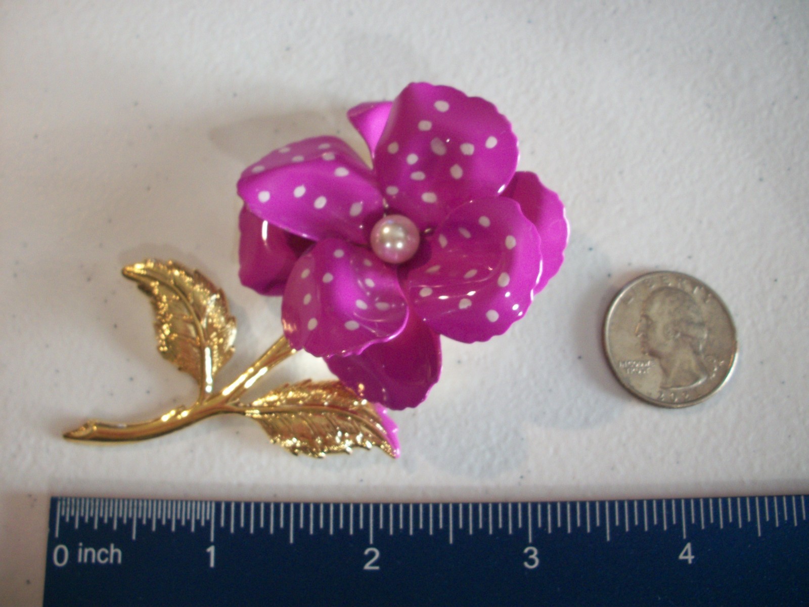 MeTaL ENaMeL* /PURPLE/WHITE POLKA DOT/FX PEARL SPRINGTIME BEAUTY\* FLoWeR PiN