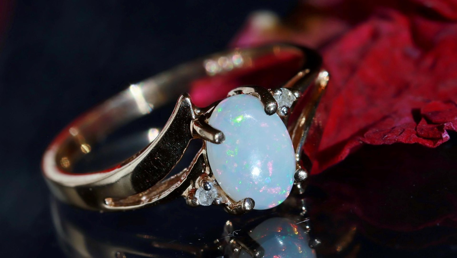10k yellow gold size 5 ring 0.355ct Australian fiery opal diamond 1.52gr N3815