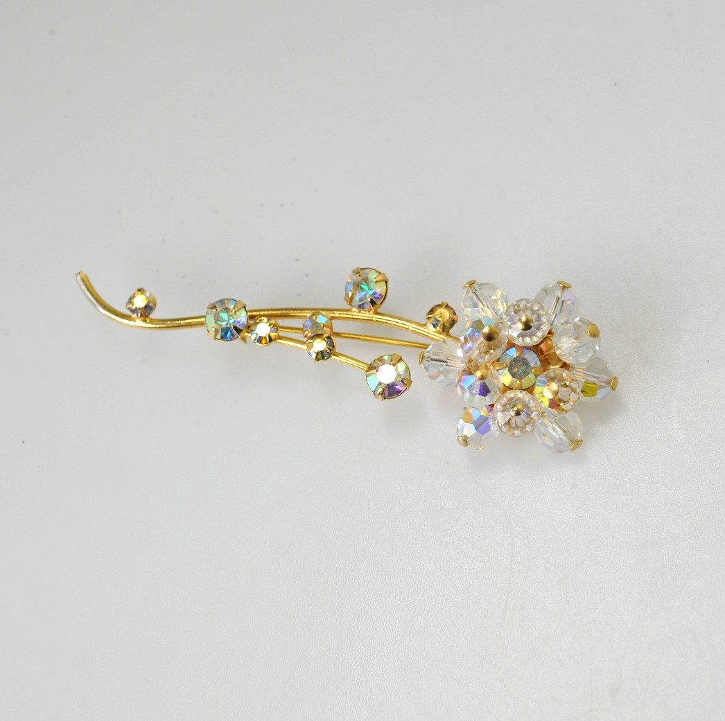 Vintage Brooch ab bead rhinestone long stem spray daisy flower cluster SB3