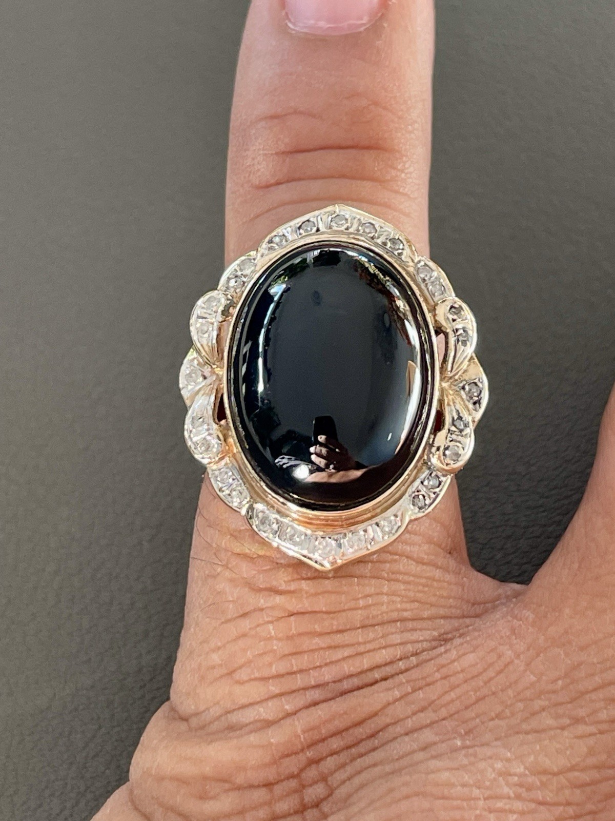 14KT Yellow/White Gold Black Onyx And Diamond Ring. Size 7.5 (Q292)