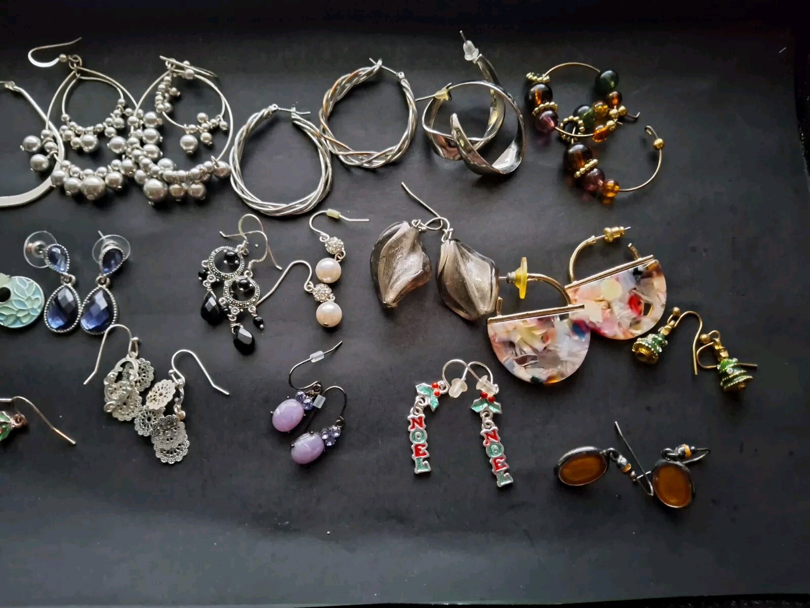 Lot Of 19 Modern/Vintage Earrings Pairs Pierced, Dangle, Hooks multicolor