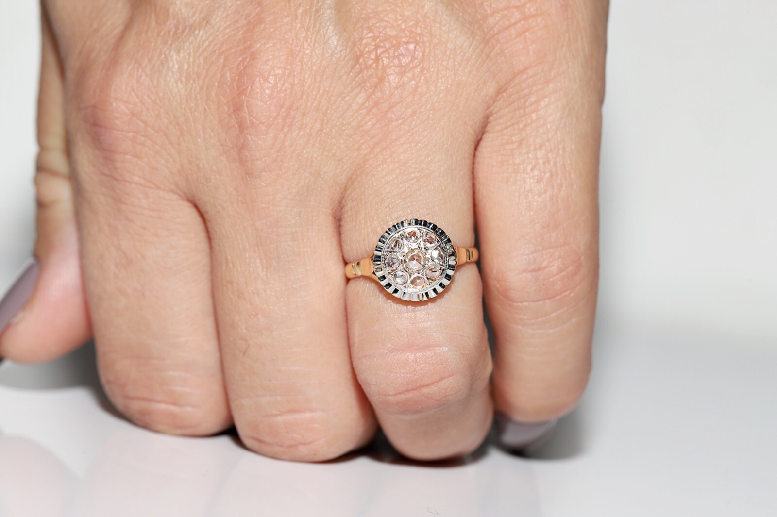 Antique Circa 1920s 18k Gold Natural Rose Cut Diamond Decorated Ring