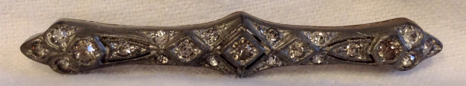 Vtg Art Deco Fishson Silverite Prong Set 21 Rhinesones 2 1/2″ Bar Pin Brooch
