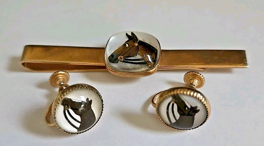 Equestrian Earrings & Tie bar Ladies set Swank Vintage Essex Crystal Horse Head