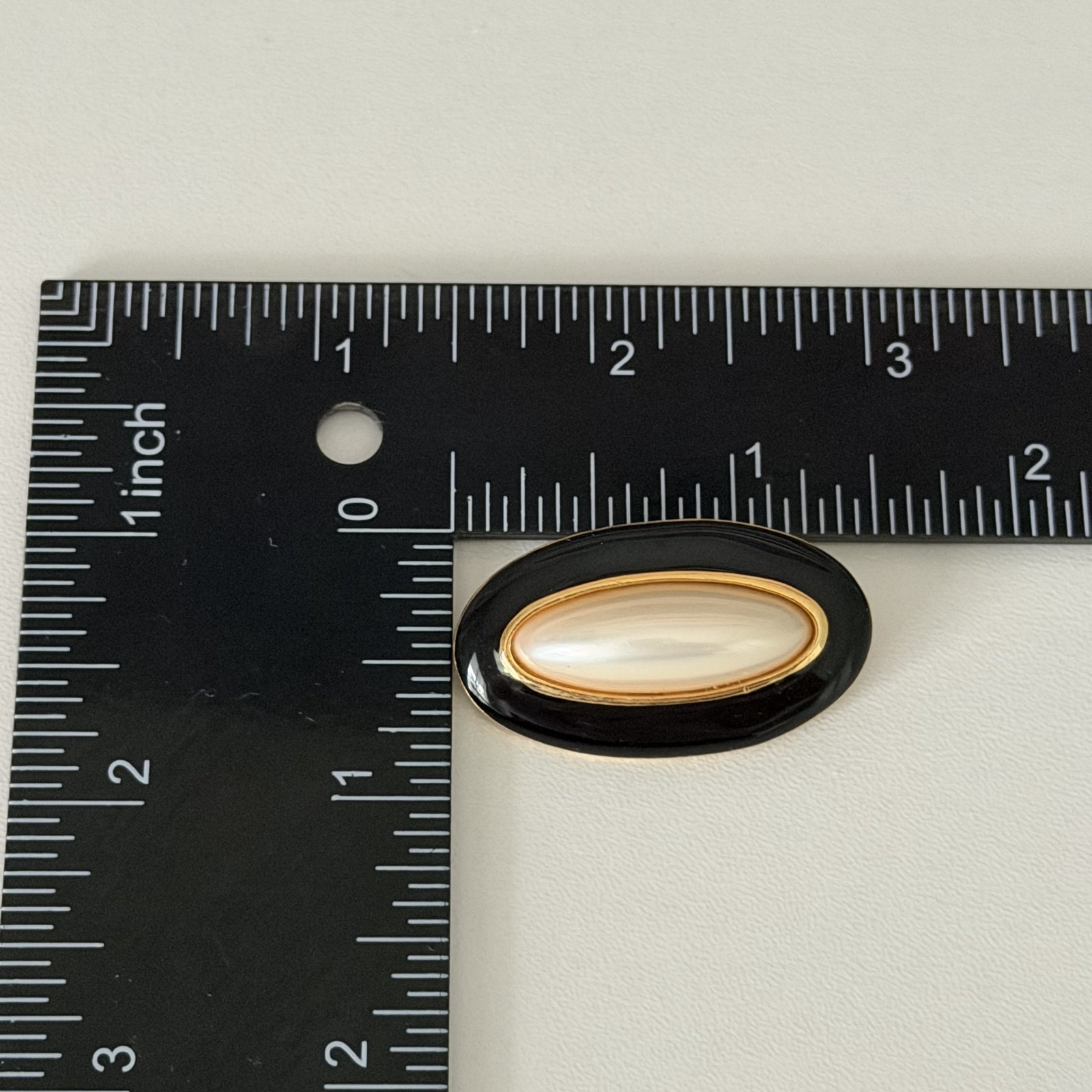 Vintage 1980s Black Enamel Gold Tone Faux Pearl Cabochon Oval Brooch Pin