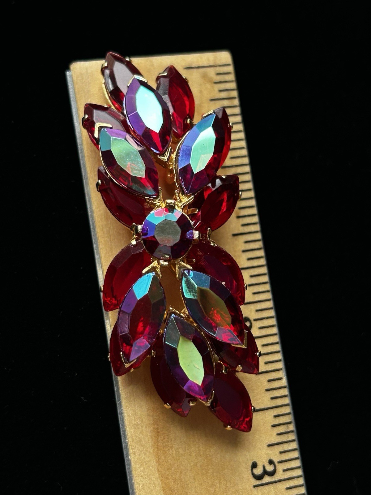 Vintage Red AB Marquise Rhinestone Gold Tone Cluster Brooch Pin 21g