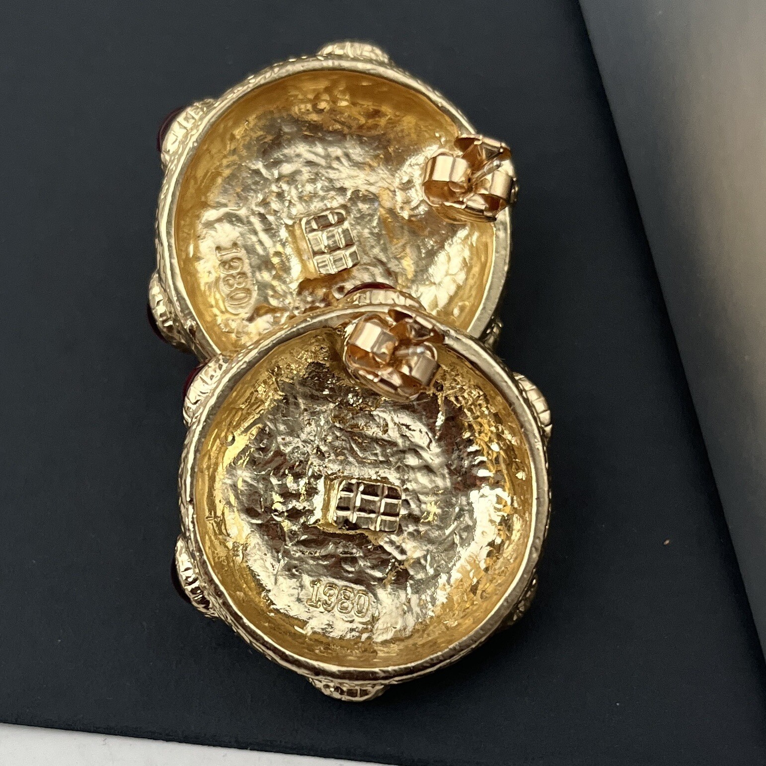 Etruscan Gripoix Glass Earrings Red Green Mogul Gold Dome Pierced Designer Style