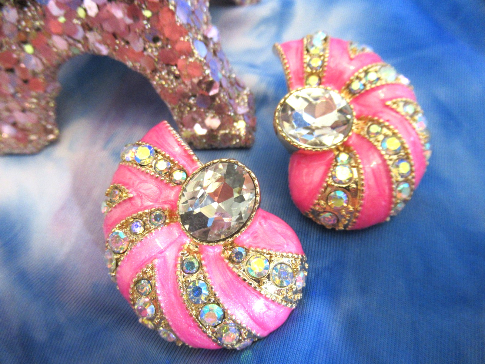 Nautilus Shell Pierced Earrings Pink Seashell Glass AB Crystal Stud Earrings NW