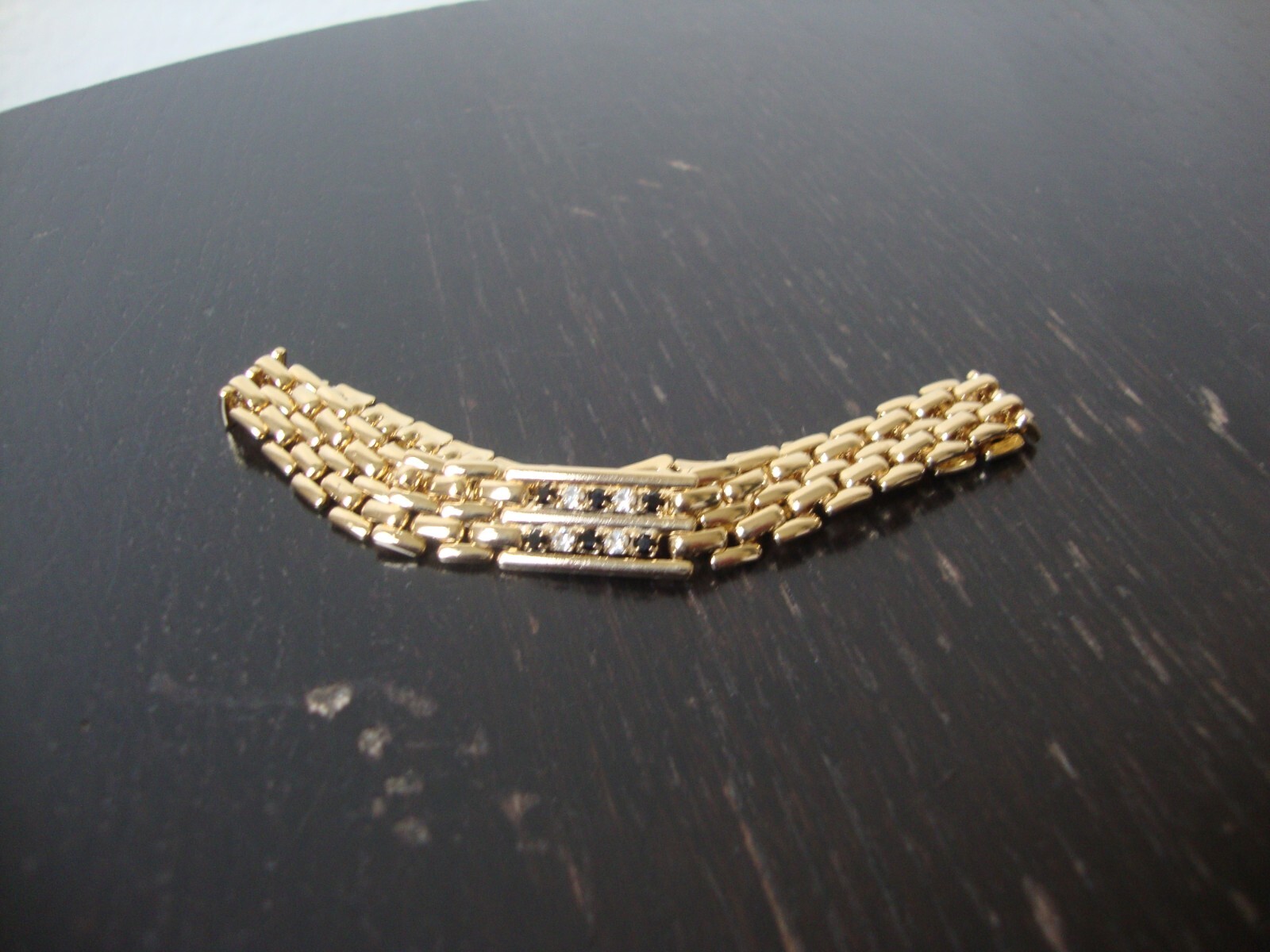 VINTAGE TINY BLACK & CLEAR RHINESTONES GOLD PLATED FLEXIBLE FLAT LINK BRACELET