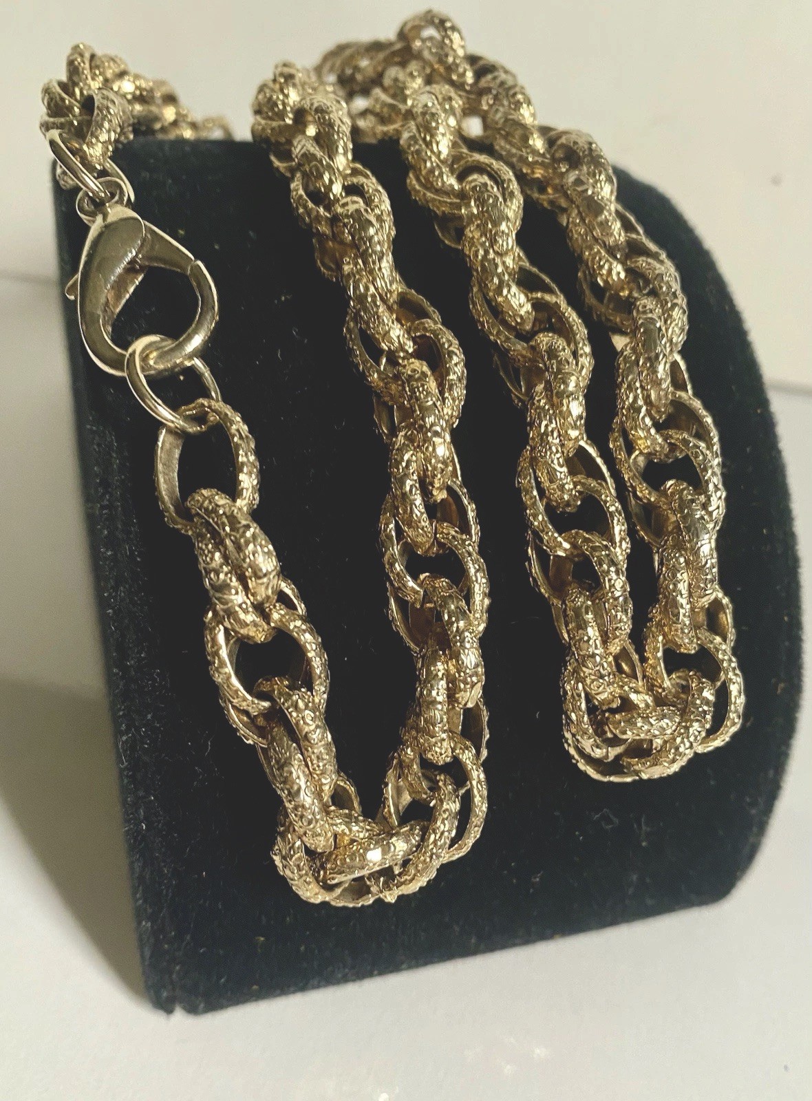 Vintage Brass Tone Textured 24in Twisted 1/2in Rope Statement Chain Necklace 98g