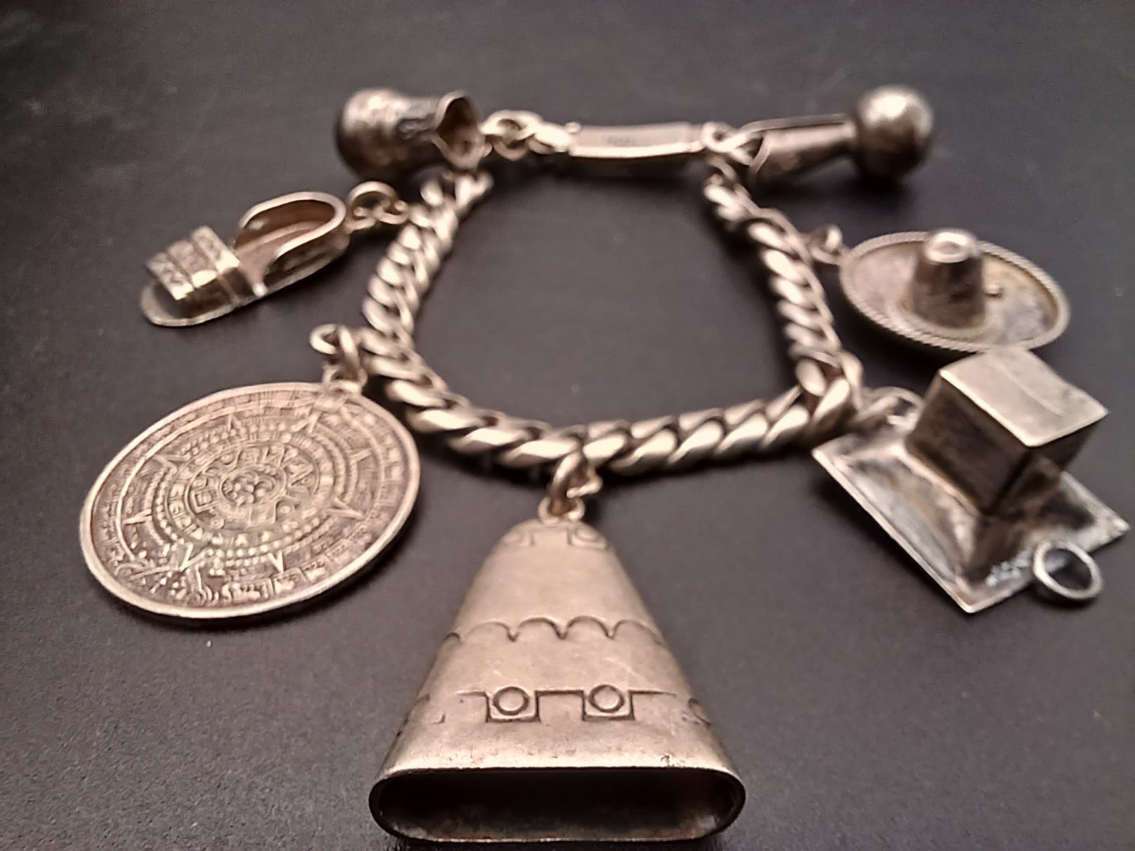 Vtg ROSI Mexican Sterling Silver Charm Bracelet 44g Aztec Calendar Sombrero 925