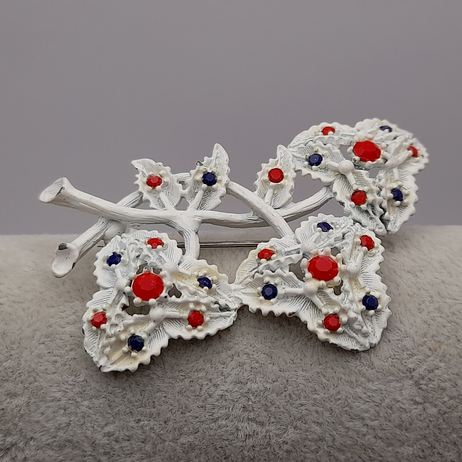 Vintage 1960s White Enamel Red Blue Rhinestones Floral Brooch – 2 3/8 Inches