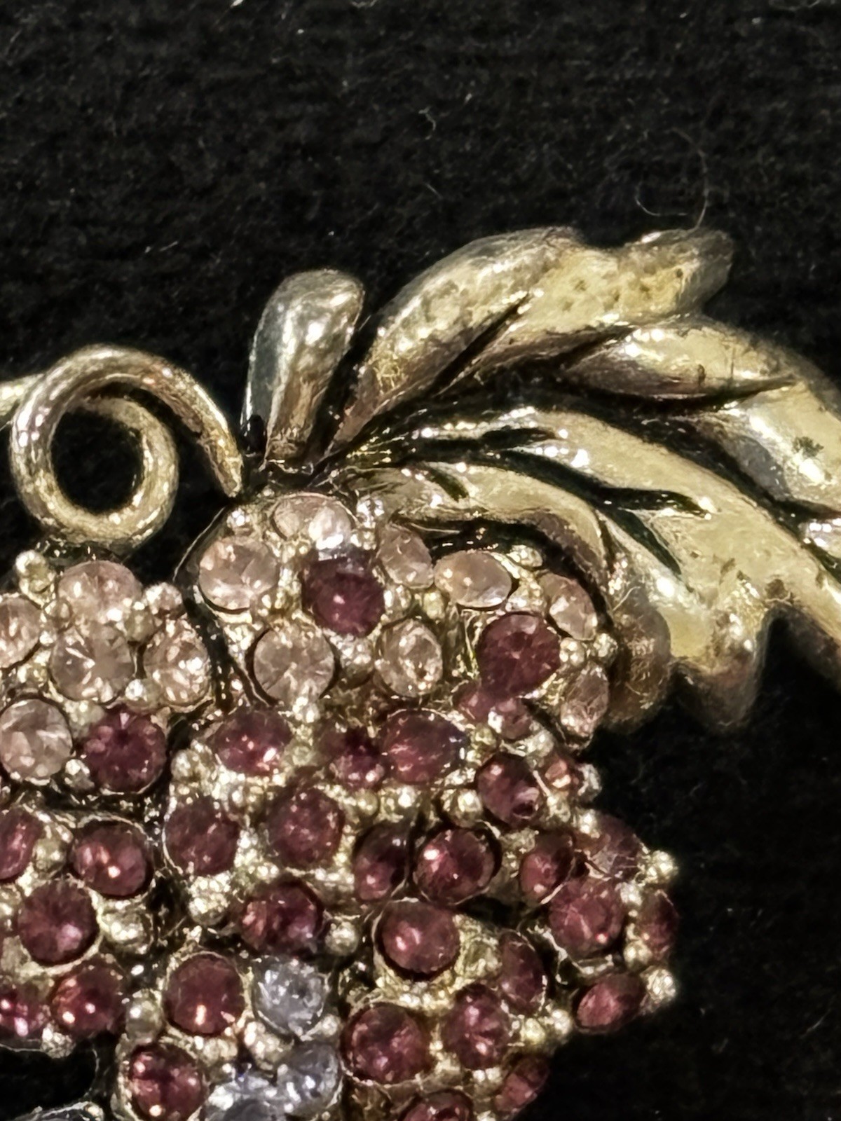 Vintage Monet Grape Cluster Brooch Rhinestone Berry Gold Tone Signed 1.25”