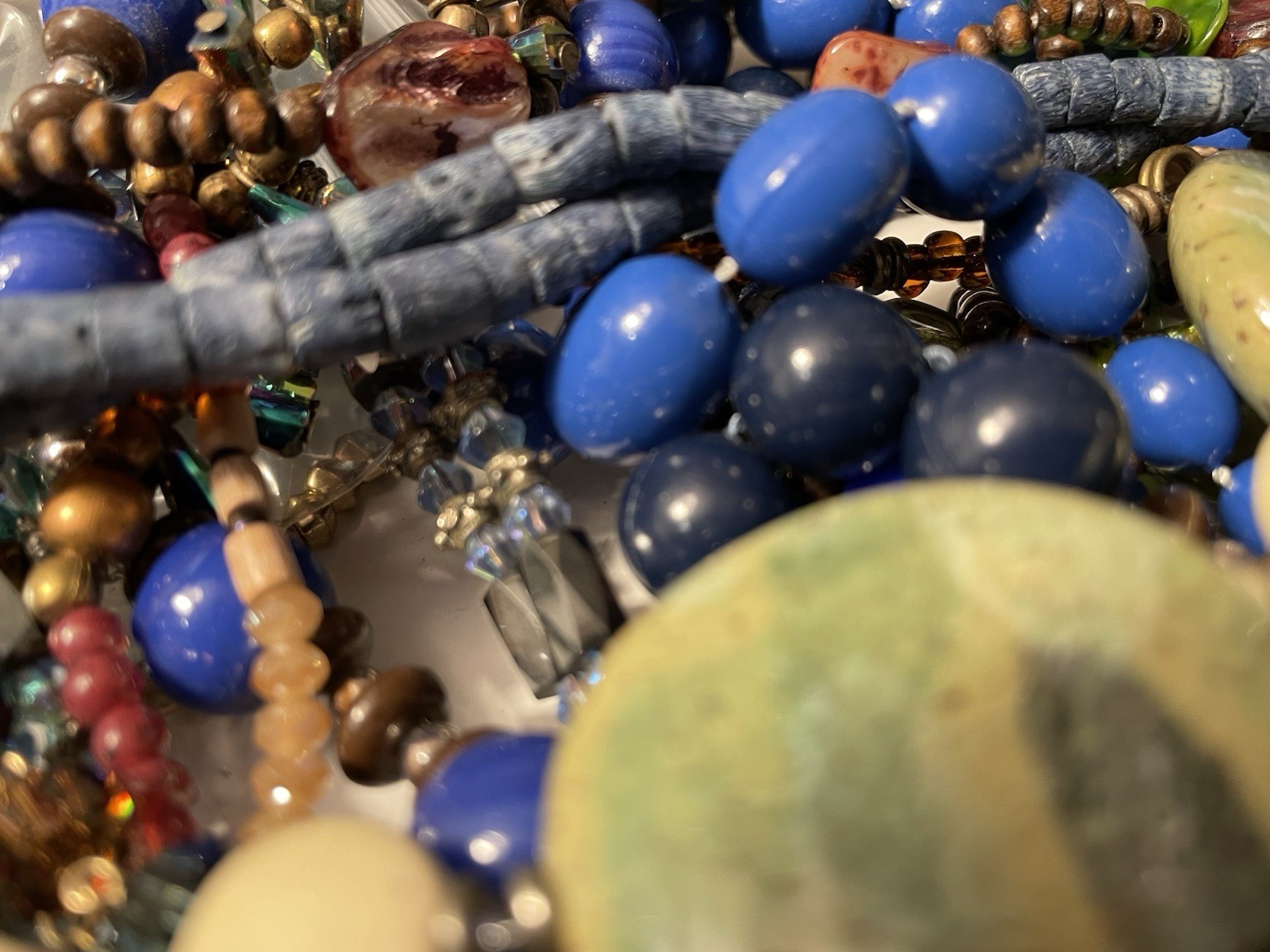 4Lb Mixed Mystery Jewelry Lot Vintage Mod Boho Beaded Necklaces Bracelets