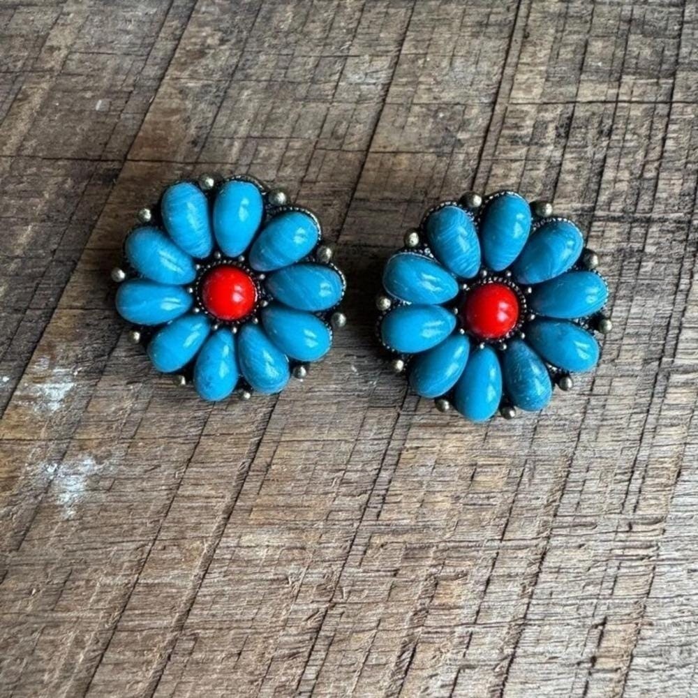 Vintage Flower Clip On Earrings Coral Resin Western Turquoise Style
