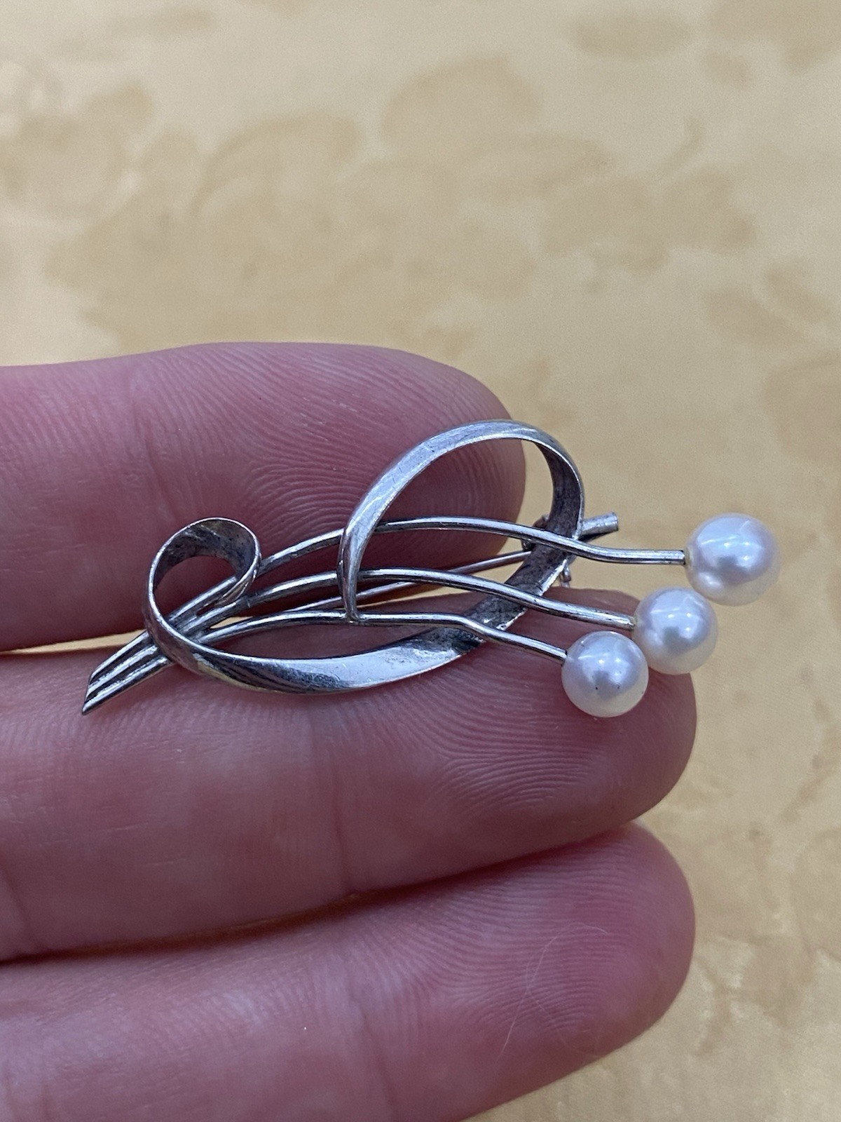 Mikimoto Akoya Pearls Sterling Silver 925 Designer Signed Brooch/Pin