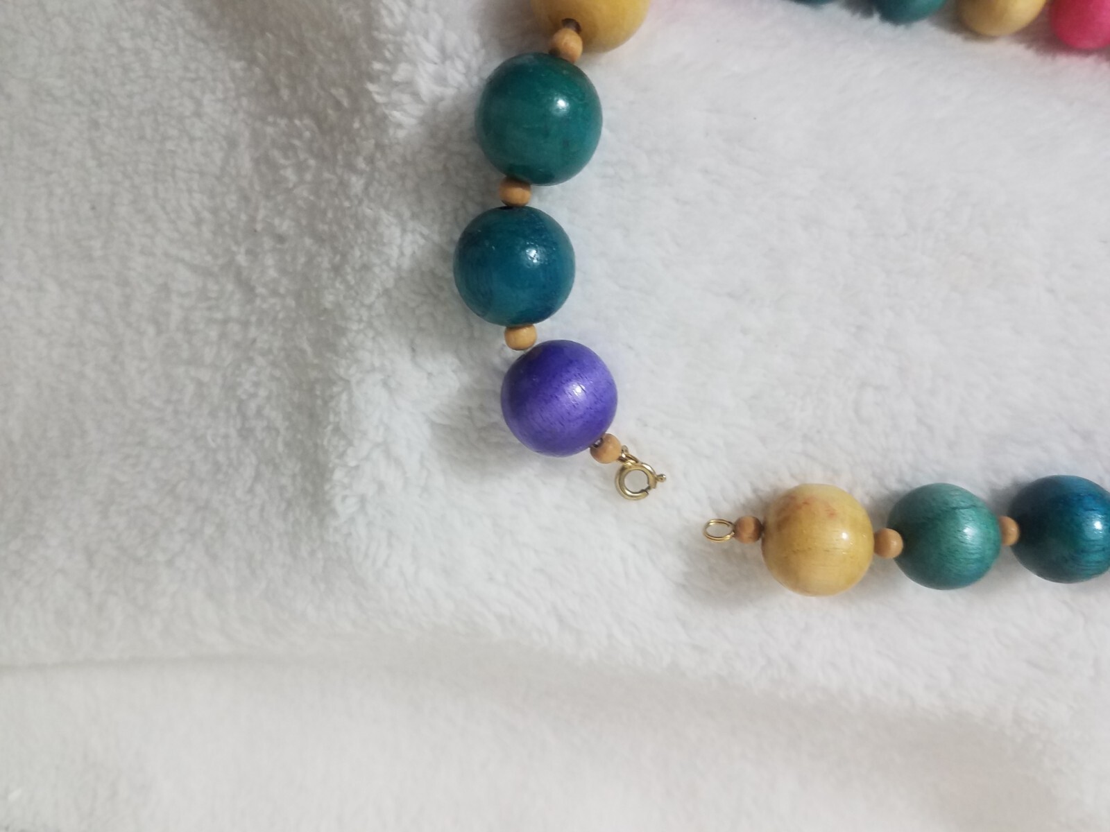 Vintage 1980s Multi-color Pastels Beaded Wooden Choker Style Necklace