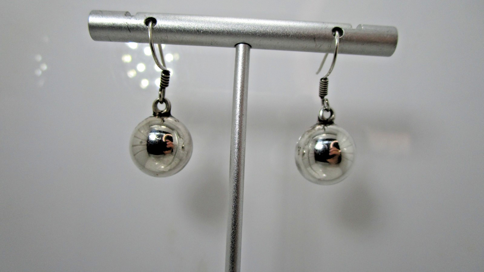 Classic Dome Bead Dangle Wire Drop Sterling Earring Mexico TC -88