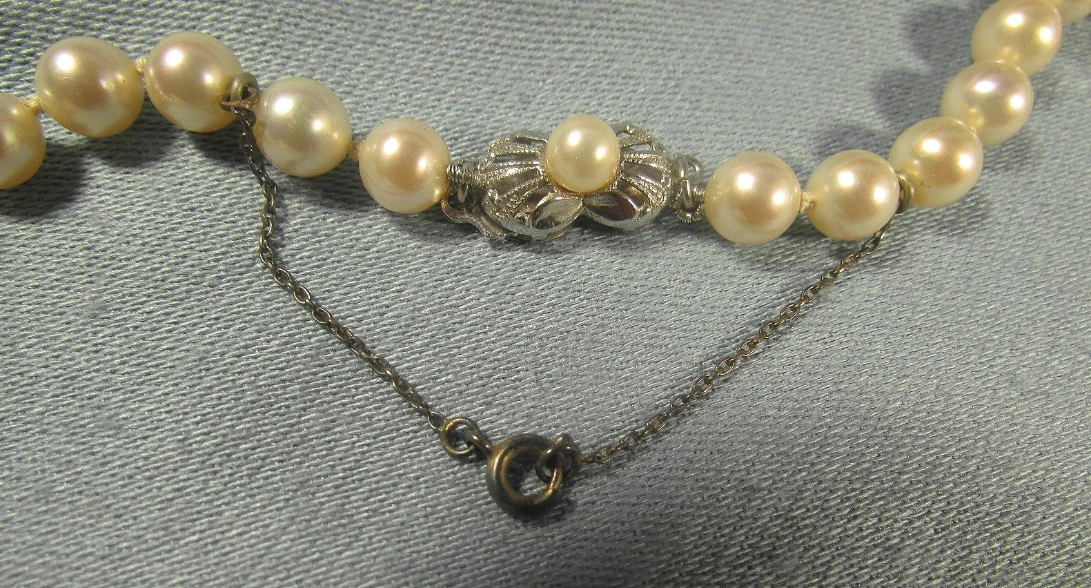 Vintage Cultured Saltwater Pearl Necklace Solid 835 Silver Clasp W. Original Box