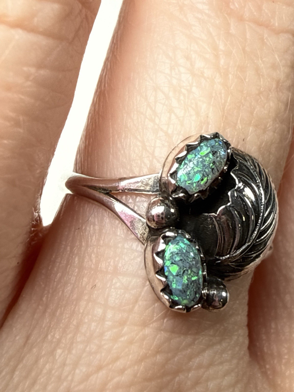 VTG Sterling Silver Navajo Lab Blue Fire Opal Leaf Ring Size 6.75