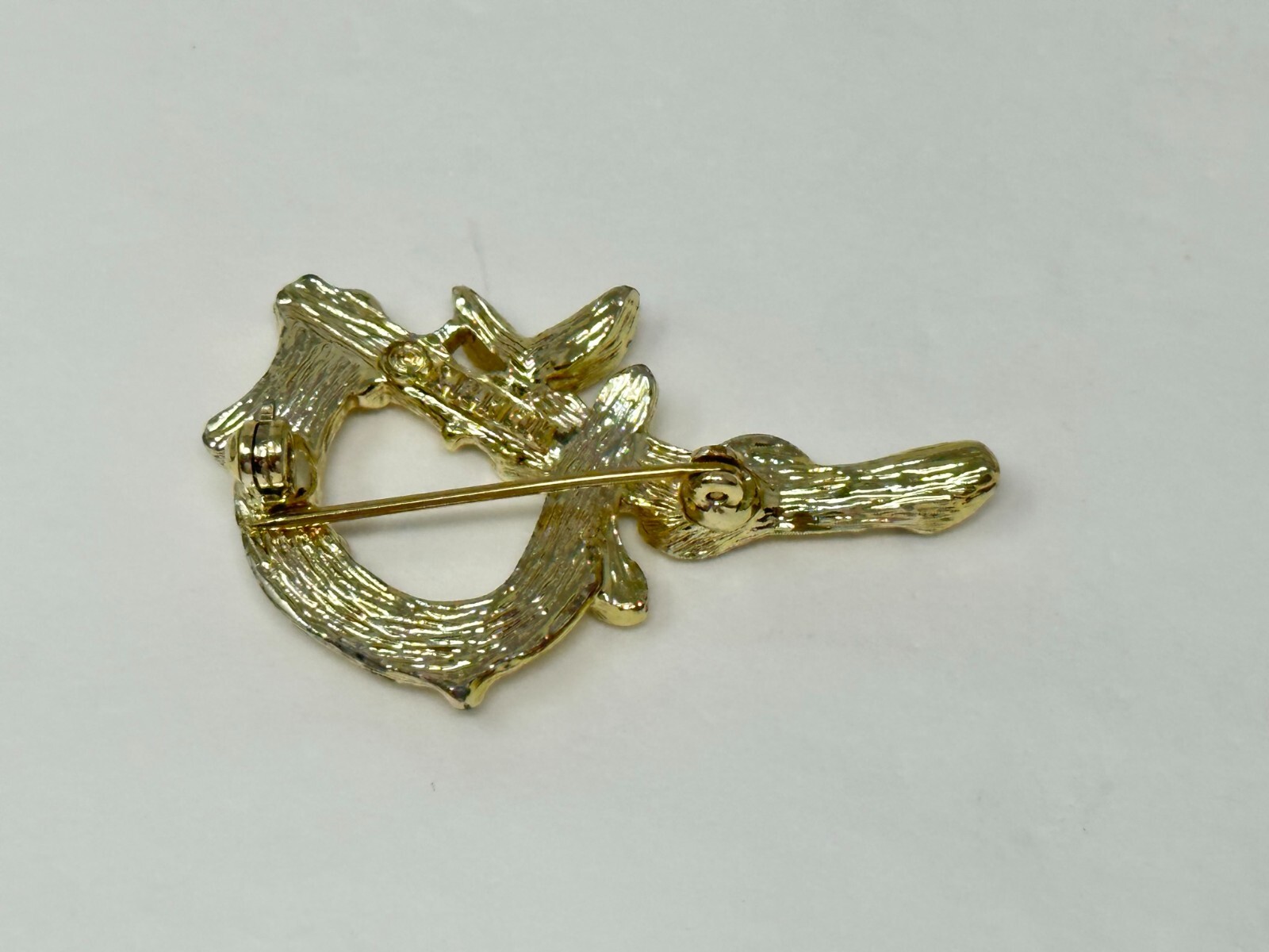 Vintage Goldtone Sarah Coventry Bamboo Letter P Initial Brooch Pin