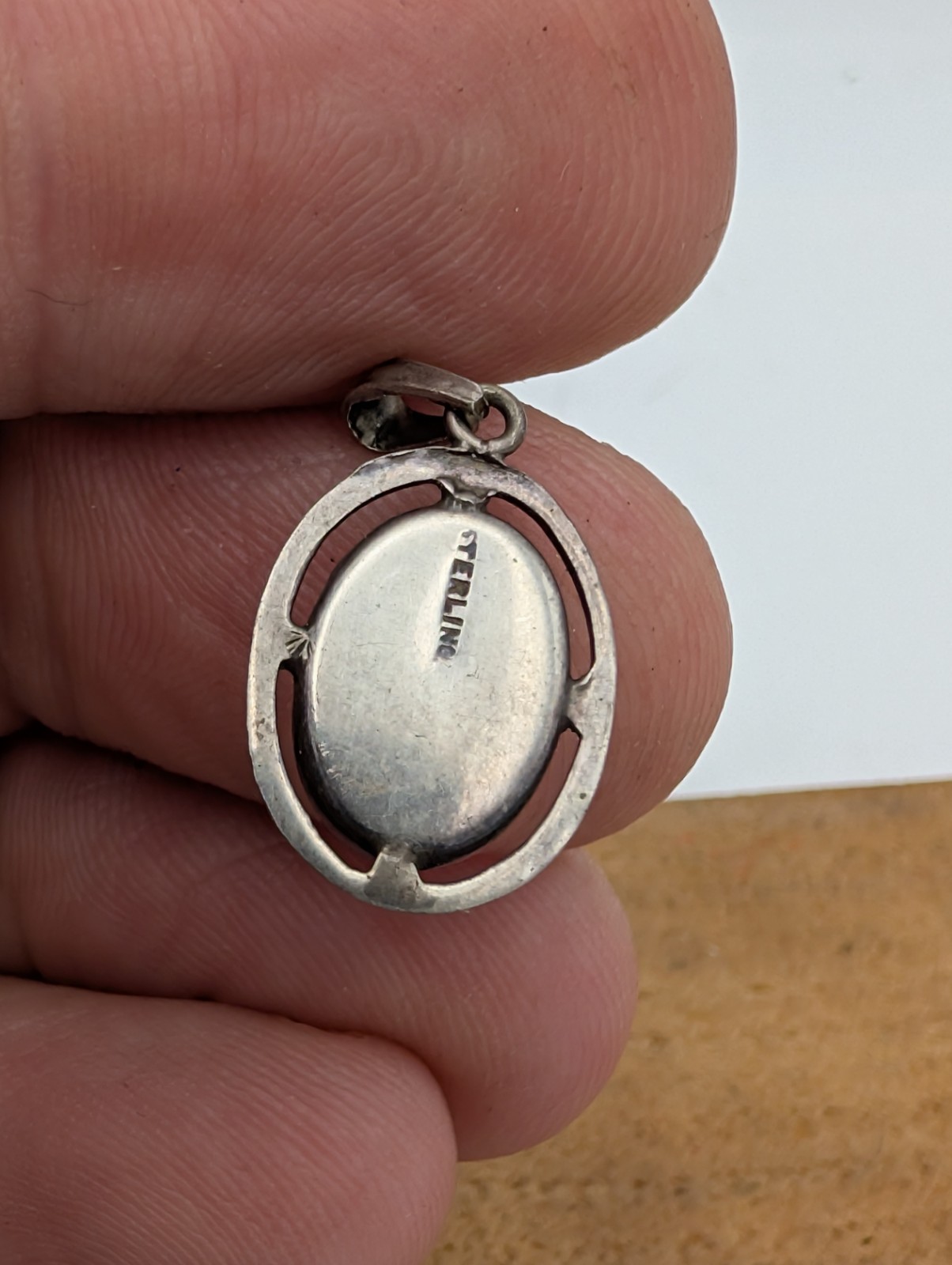 Vintage 925 Sterling Silver Orange Coral and Abalone Pendant 1″