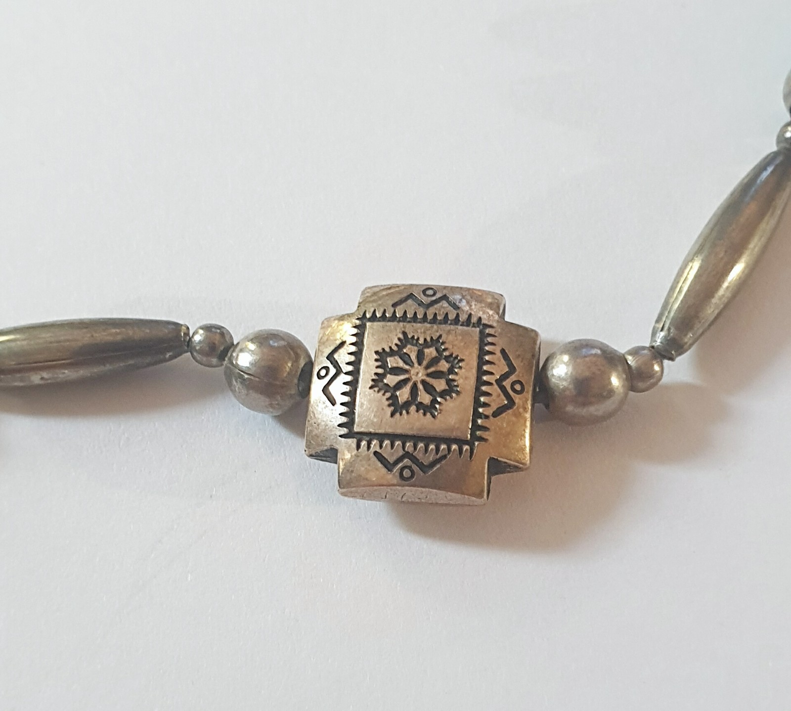 Beautiful Southwestern Vintage Silver Tone Beads & Turquoise Nugget 20″ Necklace
