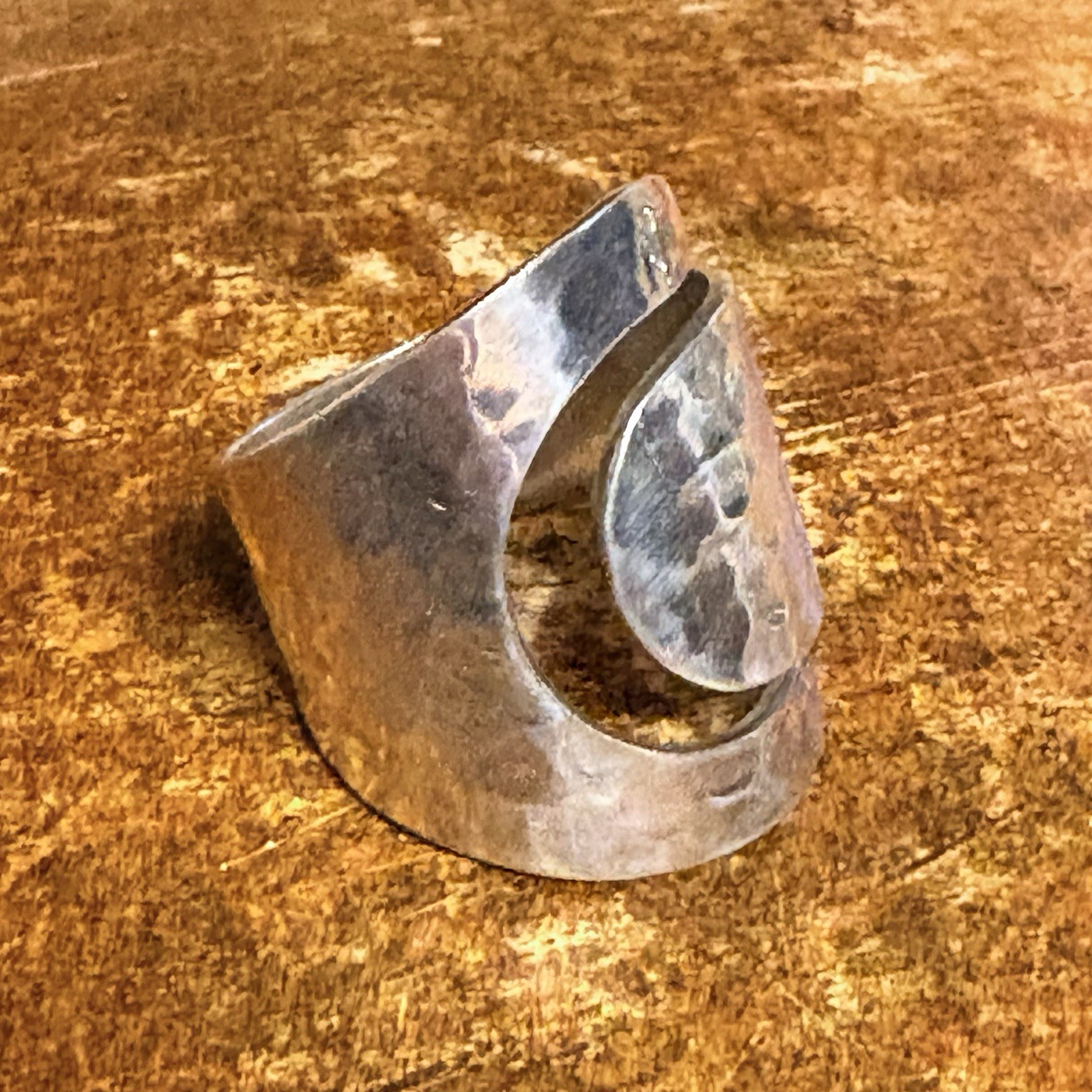 Dominique Dinouart Ring Size 10 Sterling Silver Hammered Modernist Style Vintage