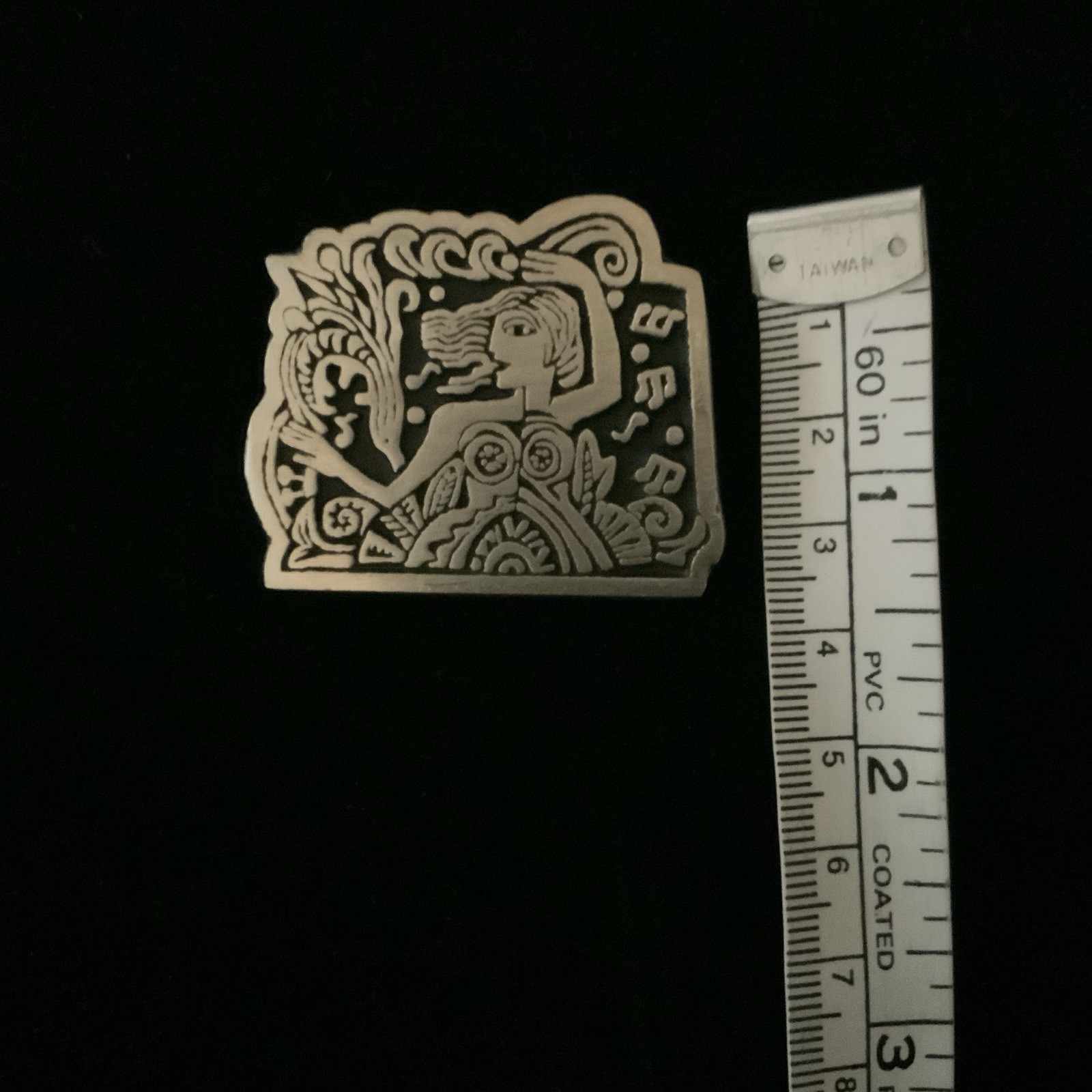 Vintage ALICE SEELY Pewter Pin Brooch Cleopatra’s Comb 2000s Y2K Signed