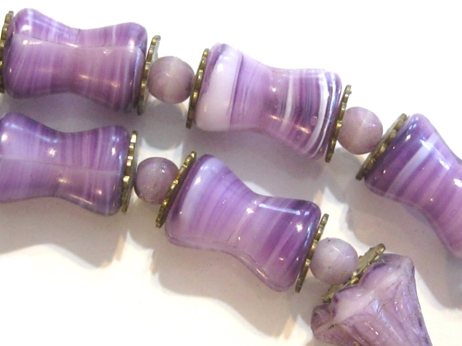 NEIGER BROS ANTIQUE ART DECO CZECH GLASS BEAD NECKLACE RARE PURPLE TAN FLORAL