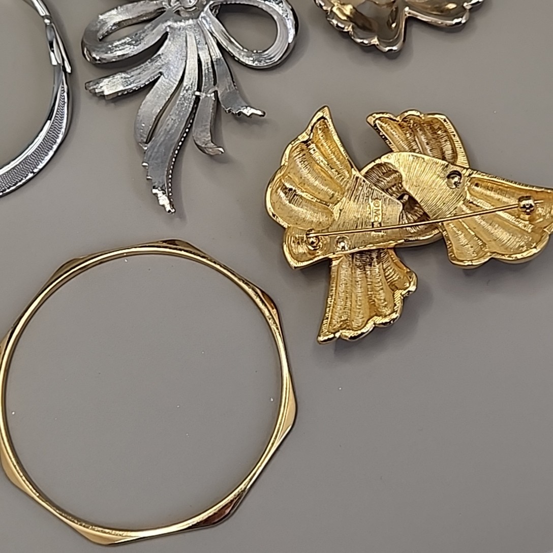 Vintage Monet Brooch Bracelet Lot of 6 Ribbons Hinged Bangle
