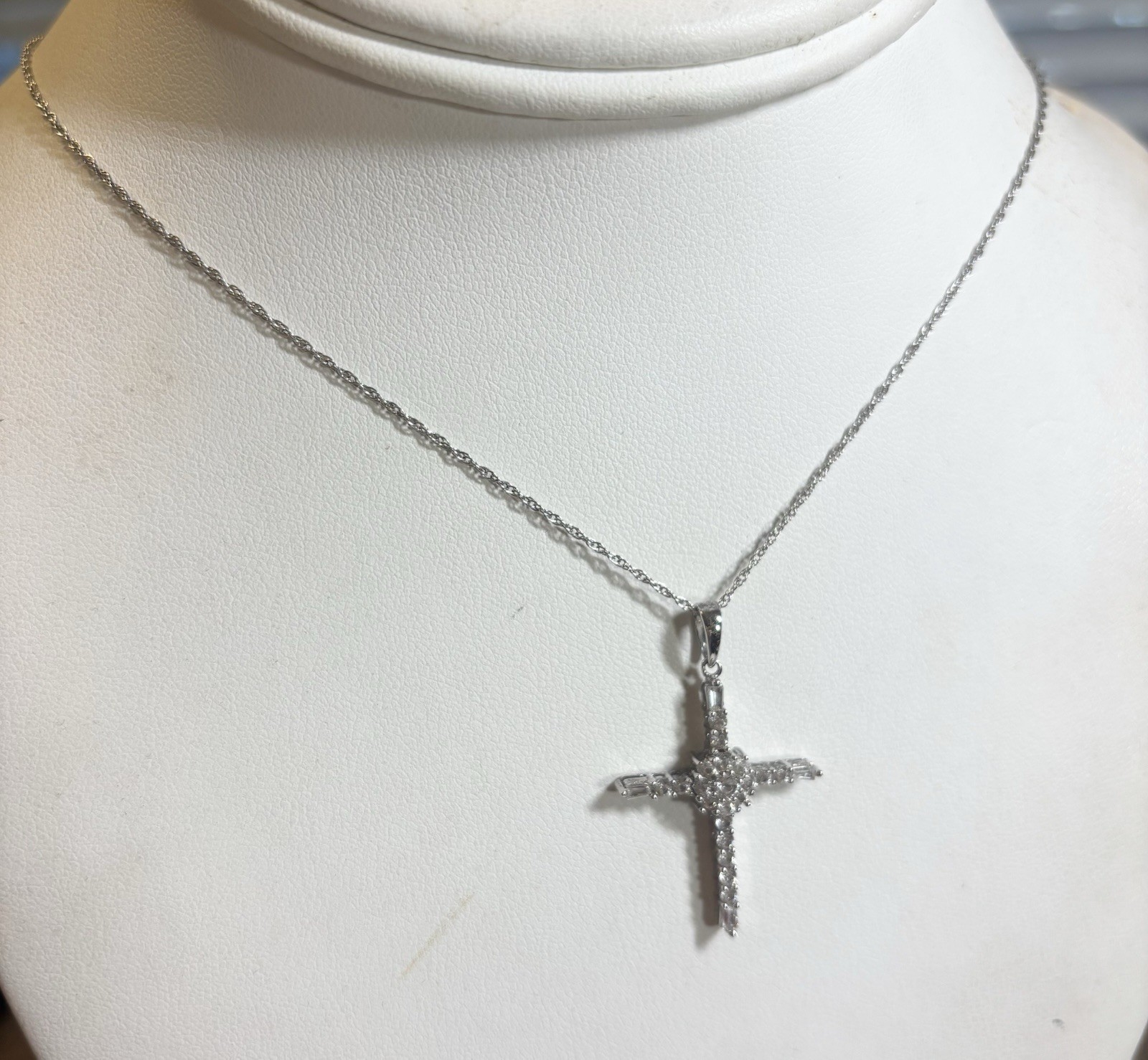 Vintage 925 Sterling Crystal Cross Necklace 18” 3)4 X 1”