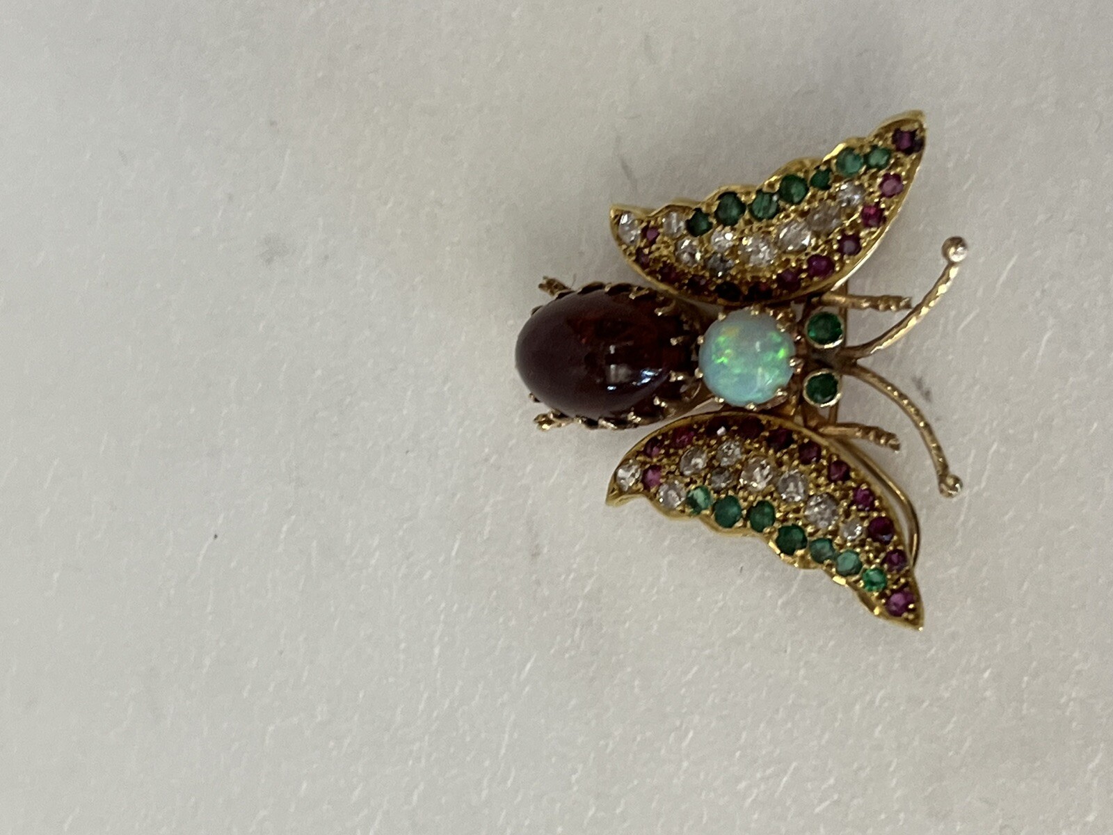 DIAMOND , GOLD ,OPAL, BUTTERFLY ,RUBY,EMERALD T= 1.80 CT PENDANT BROOCH 15.10 GR