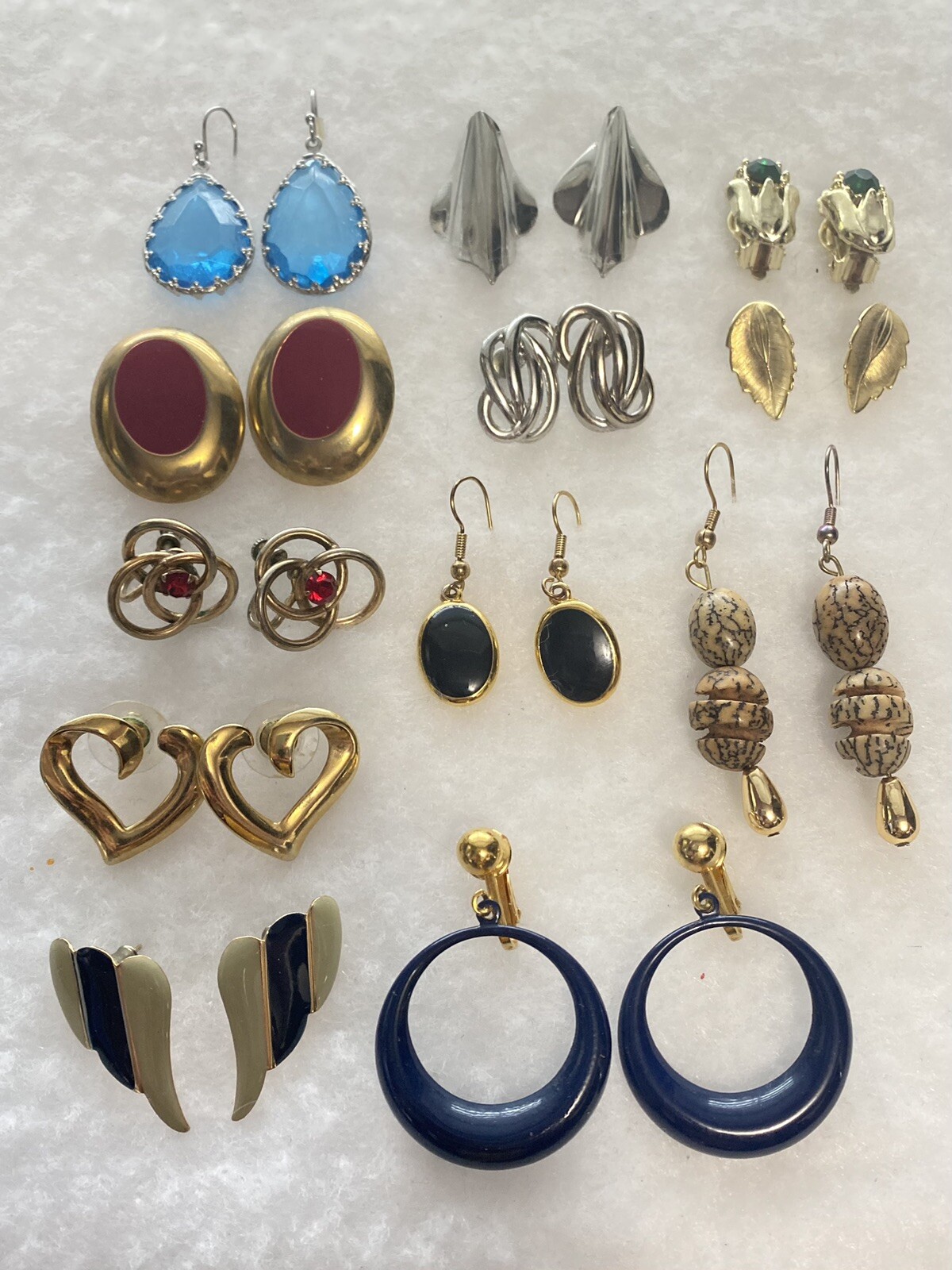 Estate Find Assorted Lot Of Earrings X 12 Pr 1- WHITE STAG
