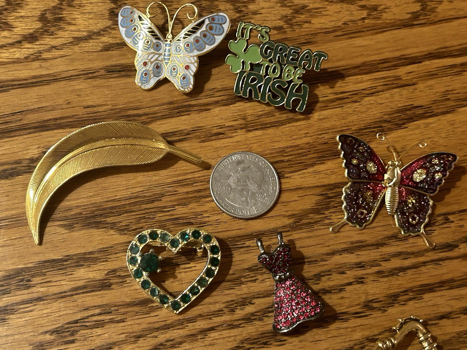 Lot of Vintage Pins & Brooches Flower Music Holiday Fruit 60’s 70’s 80’S