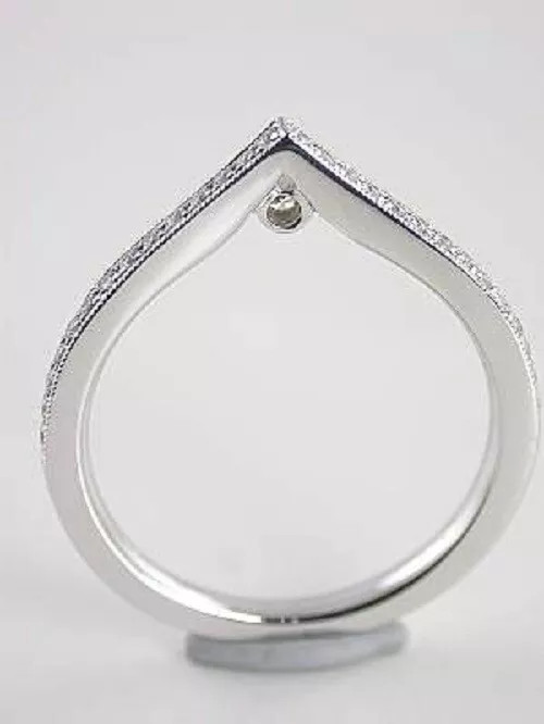 Fabulous Antique Crown Shape 10K White Gold & Sparkle 0.26CT Real Diamond Band