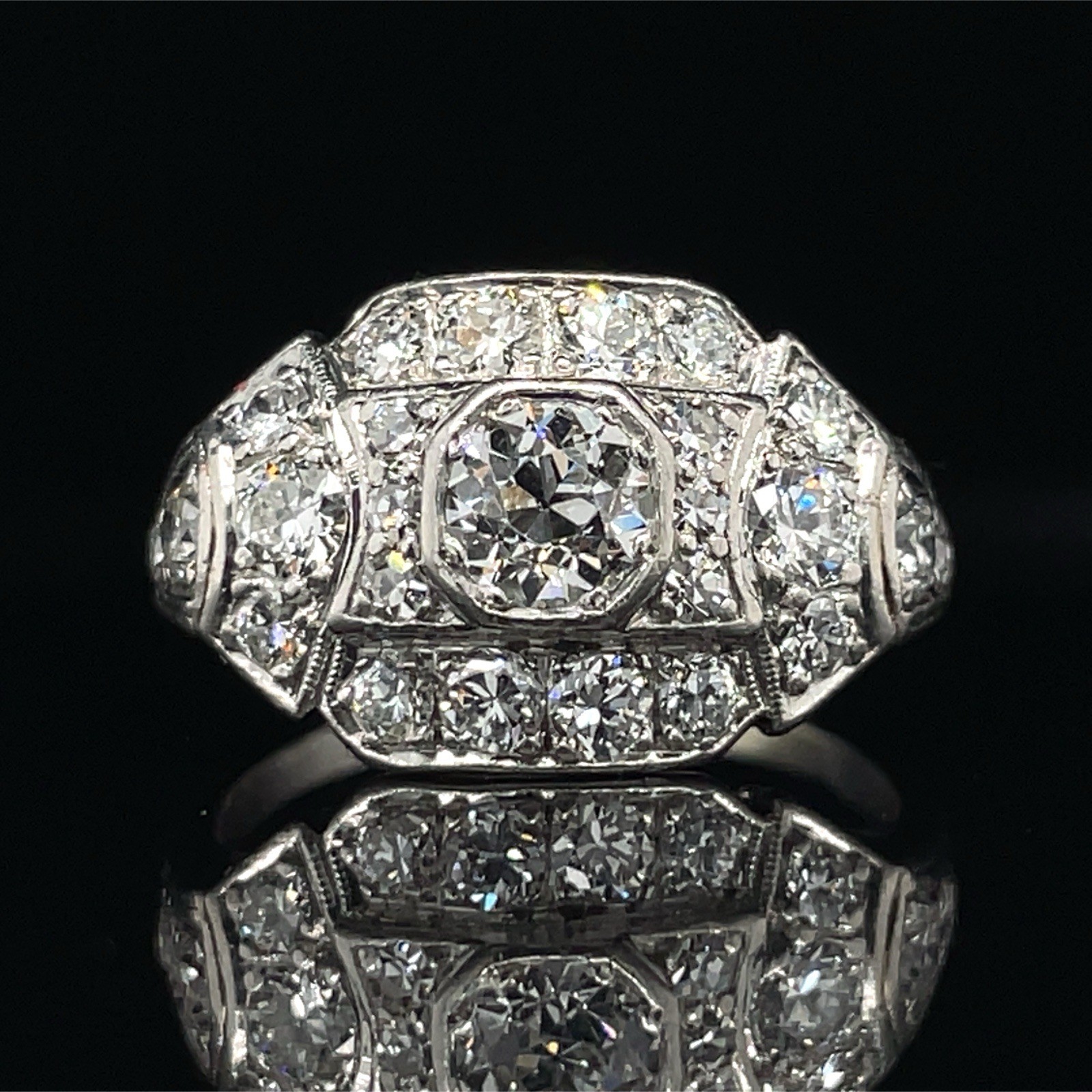 Art Deco Old European Cut Diamond Ring Set In Platinum