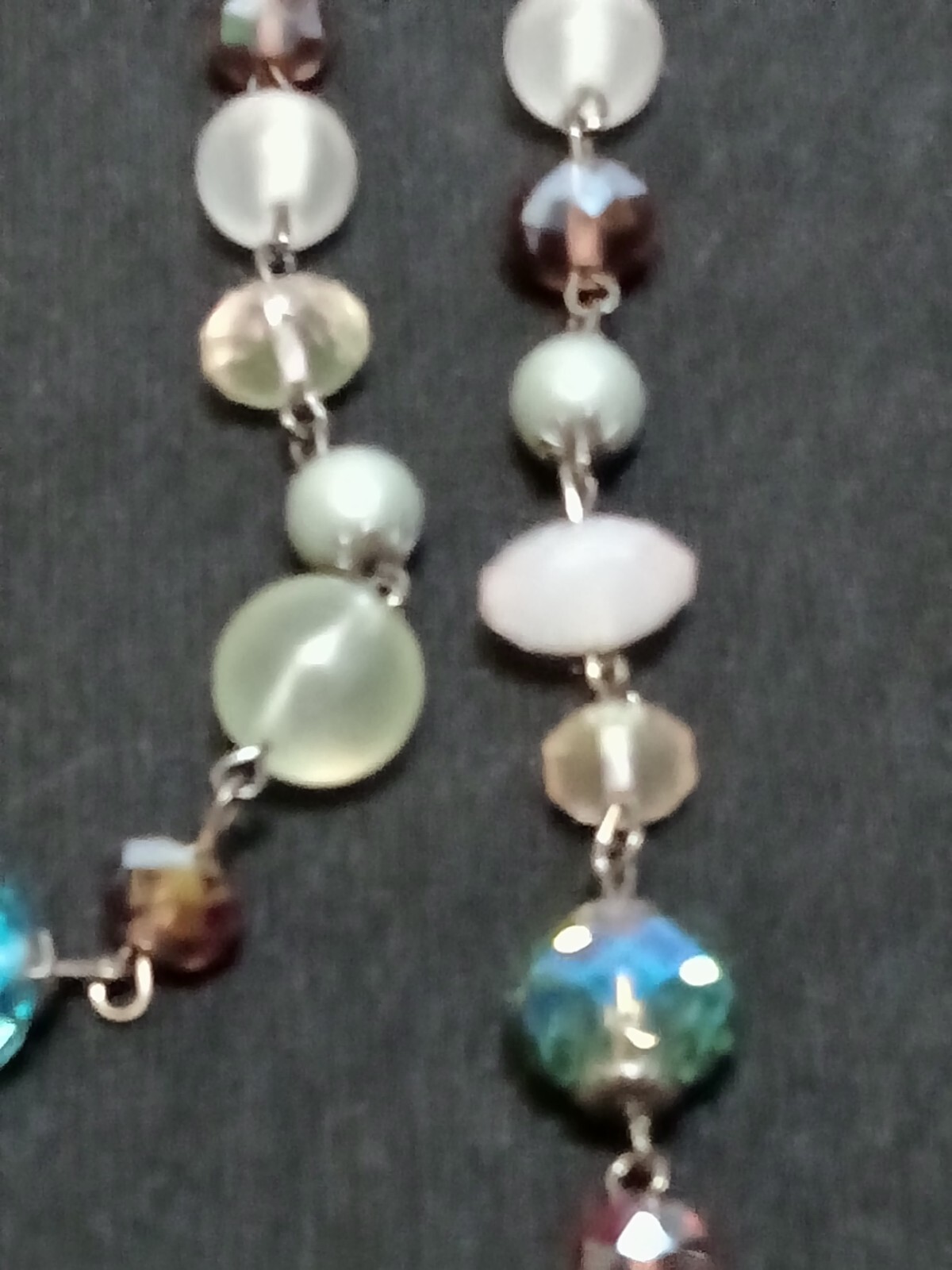 Vintage 37″ Beaded Necklace Antique Gold Colored Metal