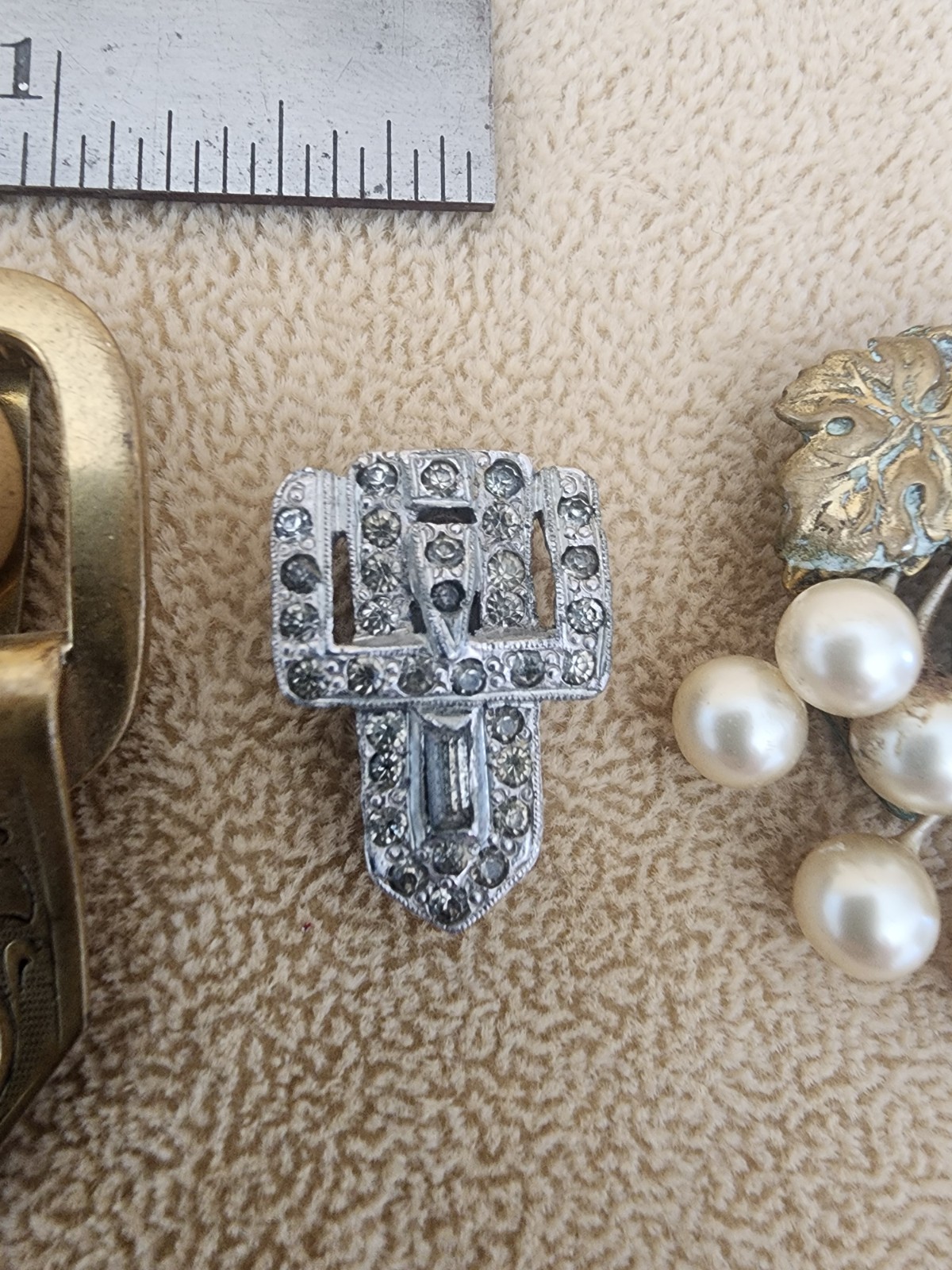 Vintage Lot of 3 Dress Fur Clip Faux Pearl Brass Beautiful