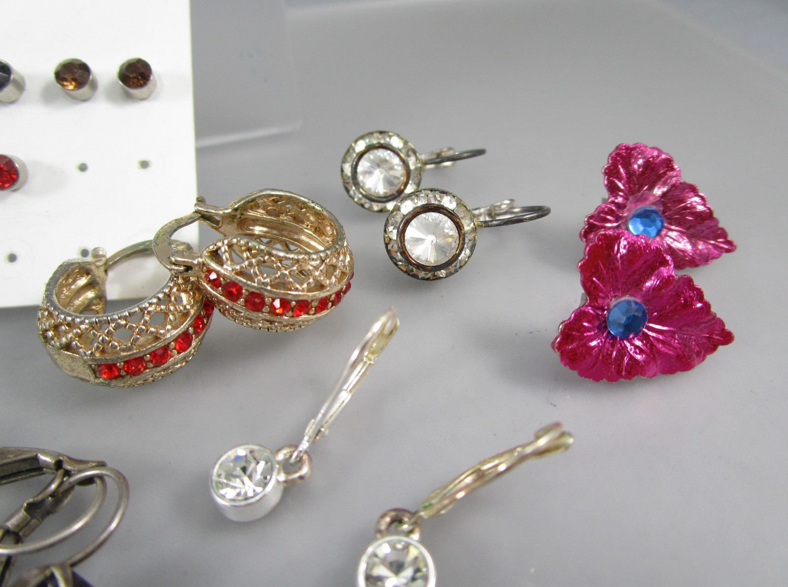 Vtg Mod Retro Multi Color & Styles LOT 13 Post Pierced Earrings 175L