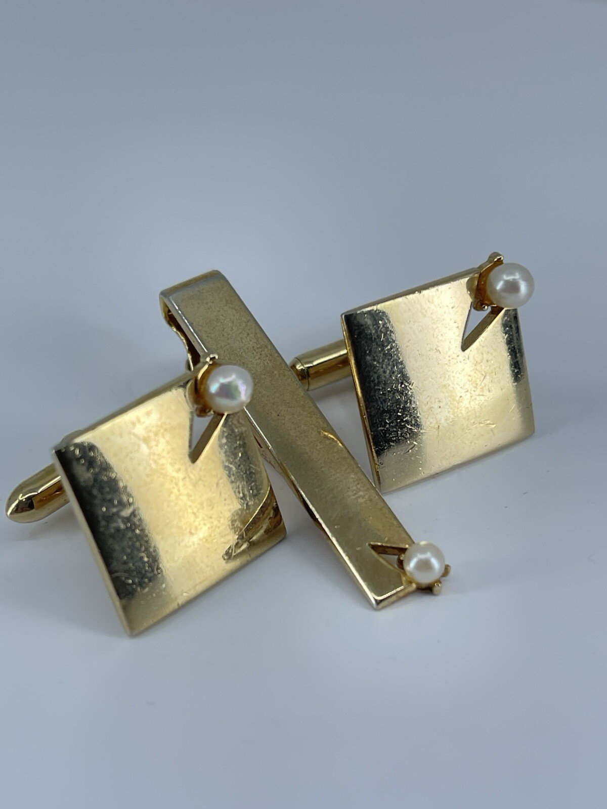 vintage Swank Pearl cufflinks and tie clip bar set square polished gold tone