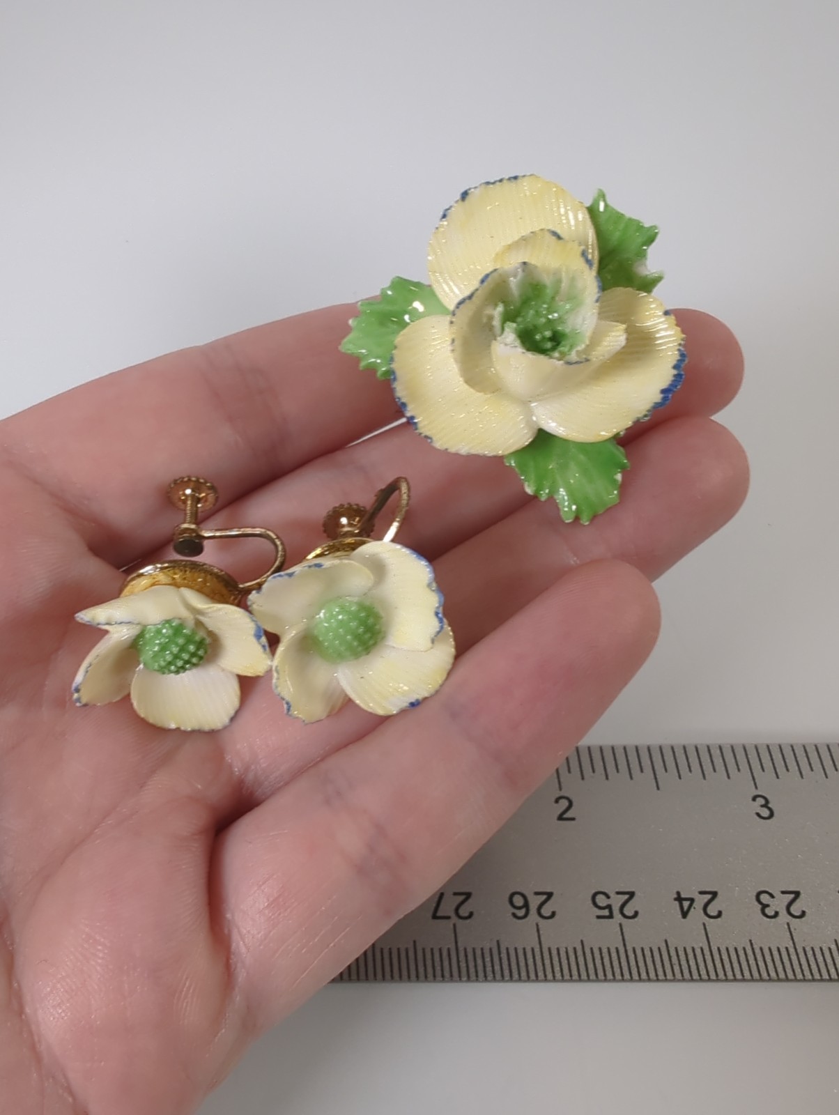Vintage Adderley Floral Brooch +Earrings Made In England Porcelain Flower
