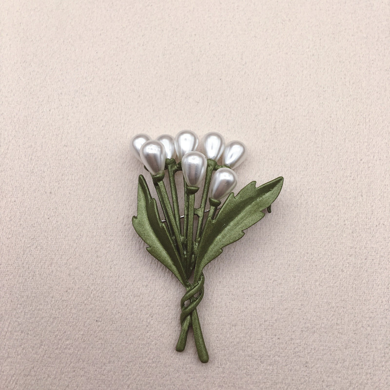 Vintage Green Color Plant Pearls Brooch Pin Flower Brooch For Women Jewelry Gift
